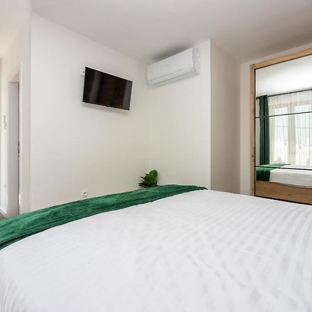 Villa Antani With Heated Pool, Sauna & Jacuzzi Crikvenica Eksteriør bilde