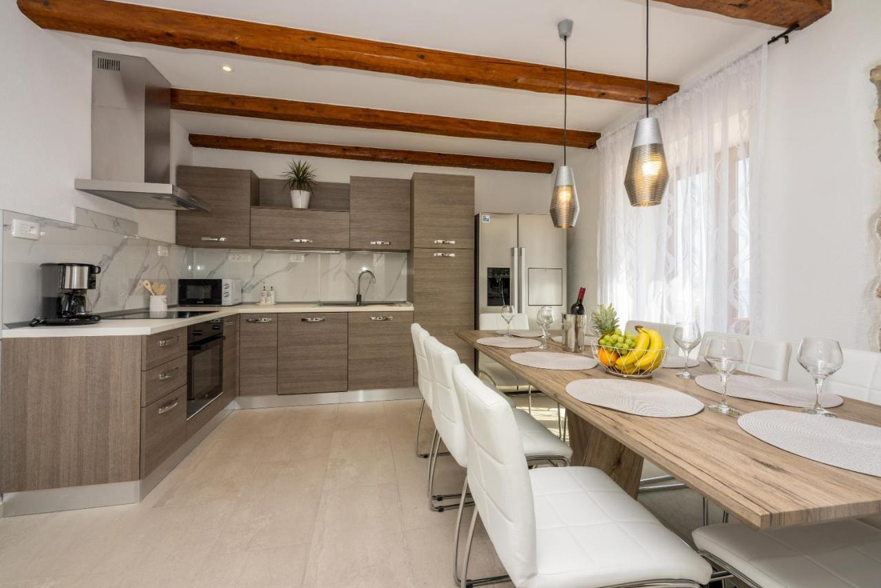 Villa Antani With Heated Pool, Sauna & Jacuzzi Crikvenica Eksteriør bilde
