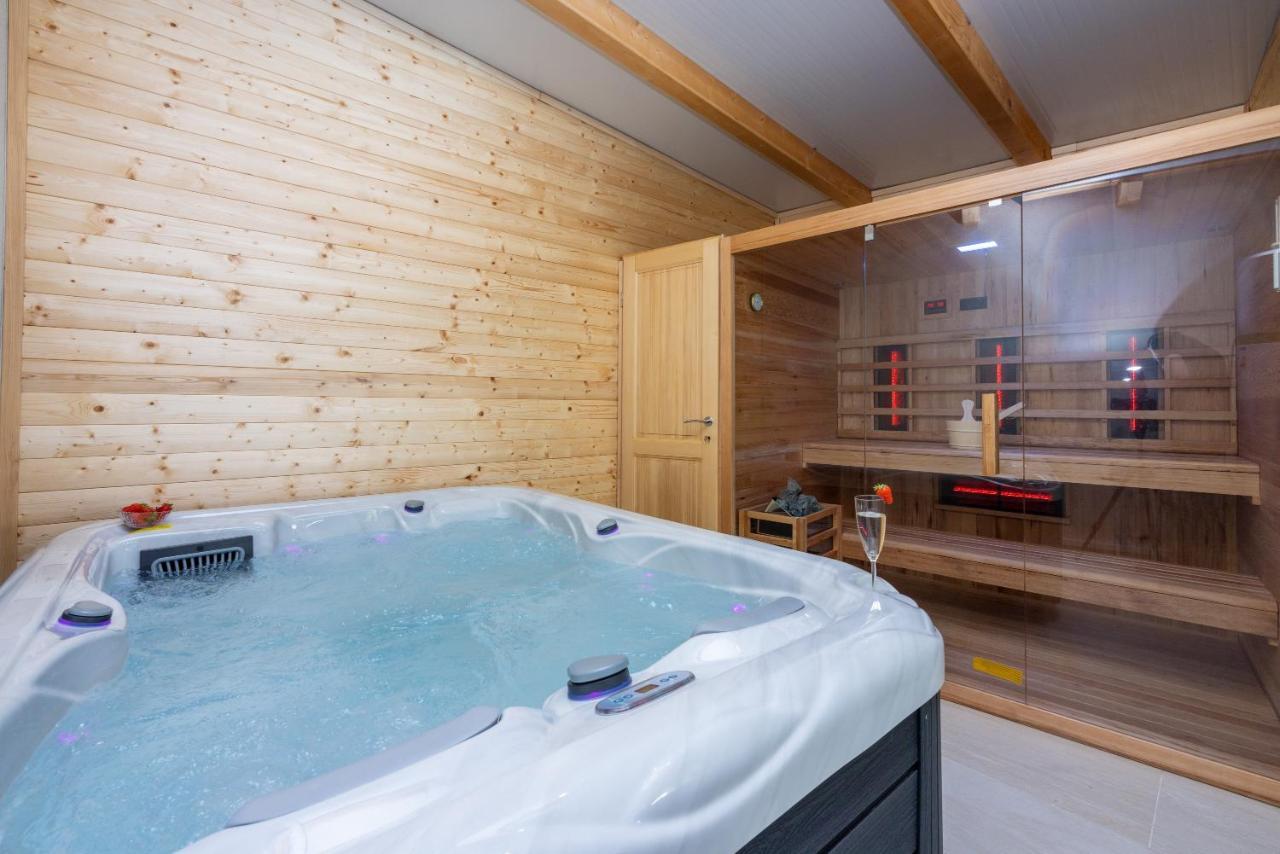 Villa Antani With Heated Pool, Sauna & Jacuzzi Crikvenica Eksteriør bilde