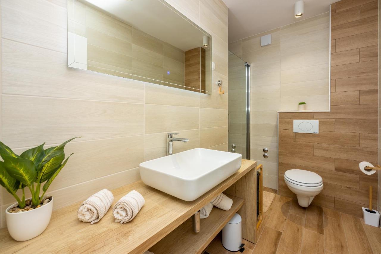 Villa Antani With Heated Pool, Sauna & Jacuzzi Crikvenica Eksteriør bilde
