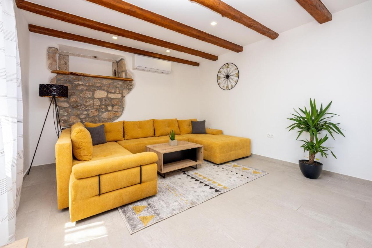 Villa Antani With Heated Pool, Sauna & Jacuzzi Crikvenica Eksteriør bilde