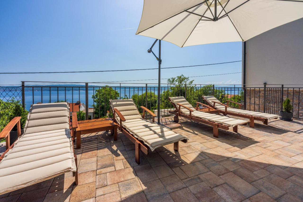 Villa Antani With Heated Pool, Sauna & Jacuzzi Crikvenica Eksteriør bilde